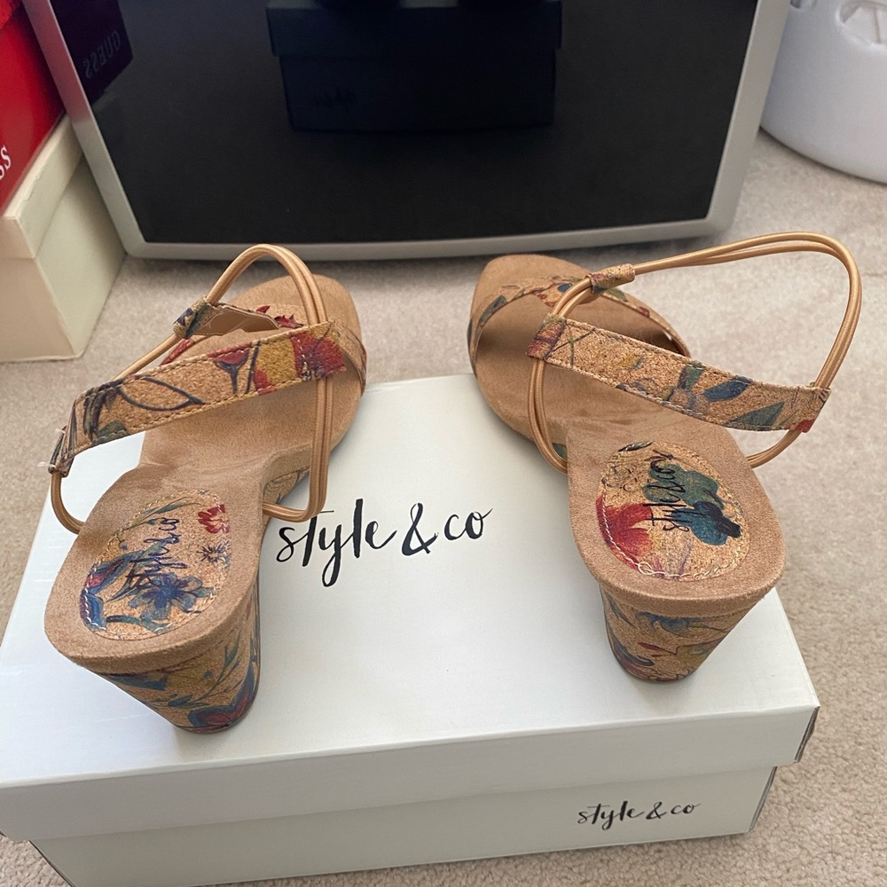 Mulan summer sandals - Picture 2 of 3